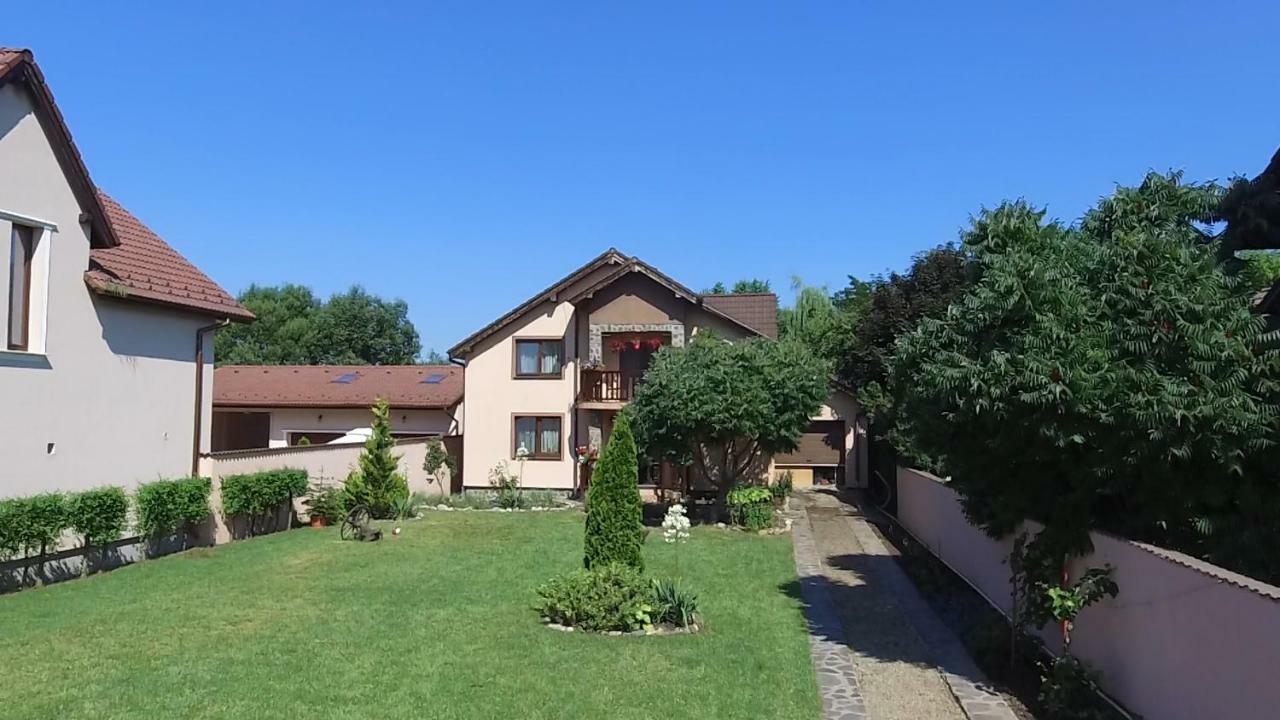 Celeste House سيبيو المظهر الخارجي الصورة